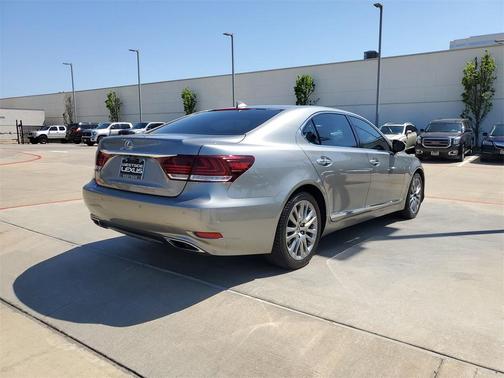 2016 Lexus LS 460 L