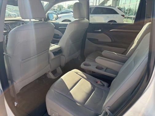 2014 Toyota Highlander Limited