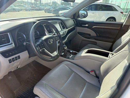2014 Toyota Highlander Limited
