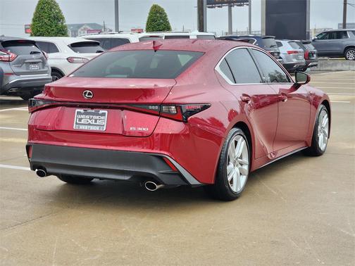 2022 Lexus IS 300 Base