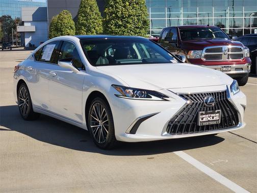 2025 Lexus ES 350 Base