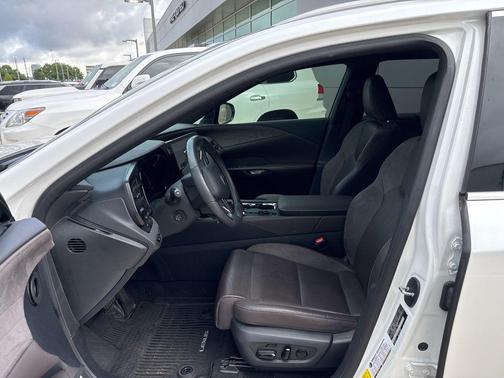 White Pearl 2024 Lexus RX 350 Luxury