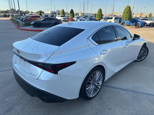 2023 Lexus IS 300 Base