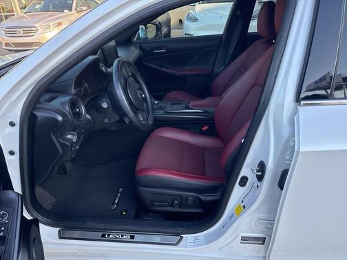2023 Lexus IS 300 Base