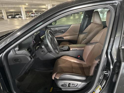 2022 Lexus ES 350 Ultra Luxury