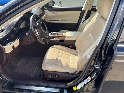 2016 Lexus ES 350 Base
