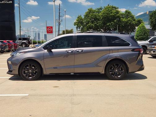 Gray 2022 Toyota Sienna XSE 7 Passenger
