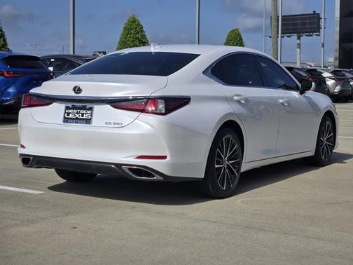 2025 Lexus ES 350 Base