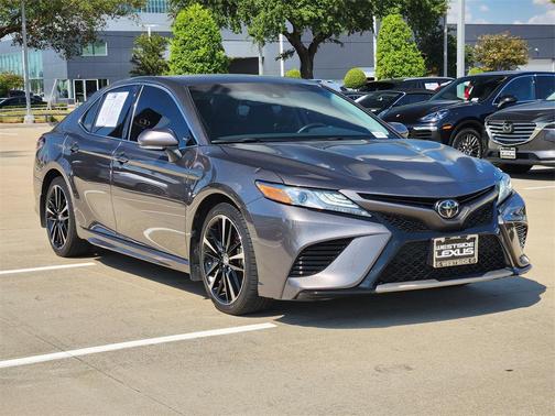 2019 Toyota Camry XSE