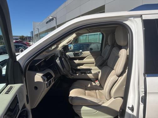 2019 Lincoln Navigator L Reserve