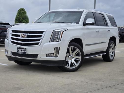 2017 Cadillac Escalade Luxury