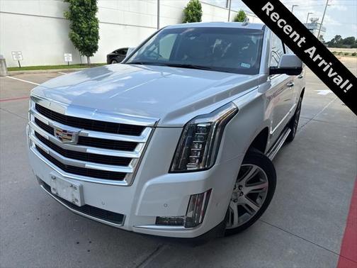 2017 Cadillac Escalade Luxury