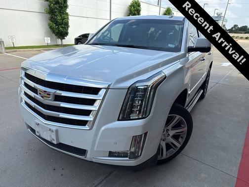 2017 Cadillac Escalade Luxury