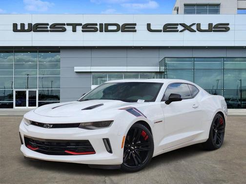 White 2018 Chevrolet Camaro 1LT