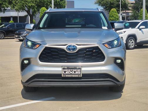 2023 Toyota Highlander Hybrid XLE