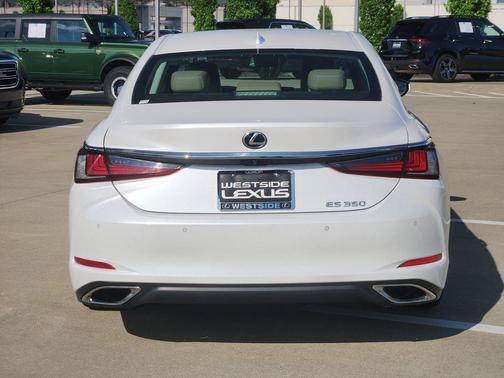 White 2019 Lexus ES 350 Base