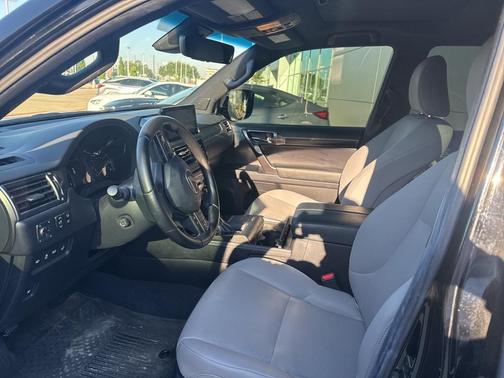 2023 Lexus GX 460 Base