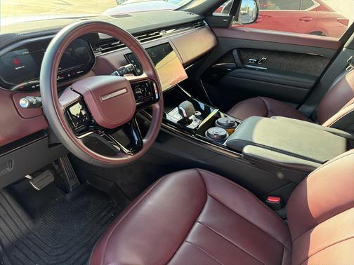 2024 Land Rover Range Rover Sport SE