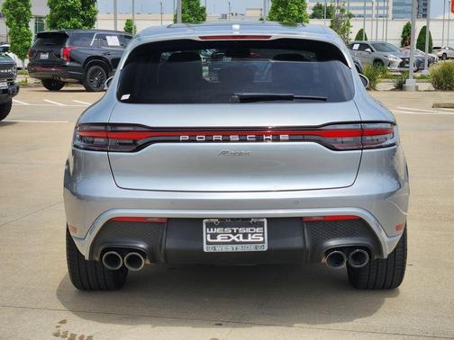 Silver 2022 Porsche Macan Macan