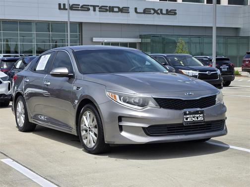 2017 Kia Optima LX