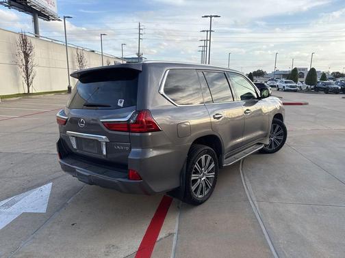 2017 Lexus LX 570 Base