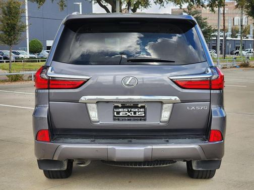 2017 Lexus LX 570 Base