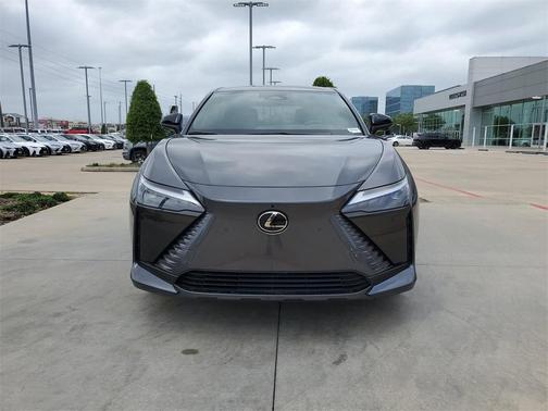 2023 Lexus RZ 450e 