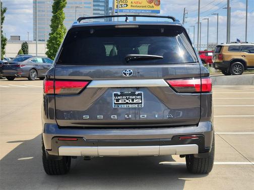 2024 Toyota Sequoia Capstone