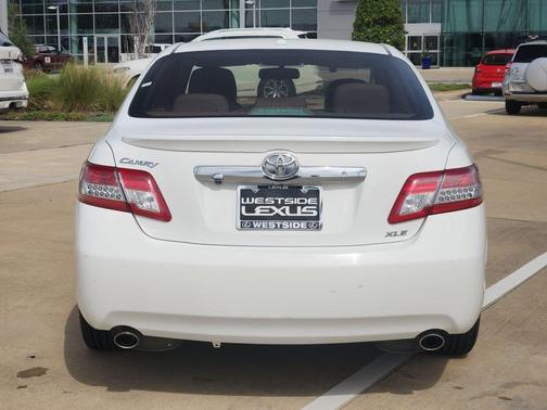 2011 Toyota Camry XLE