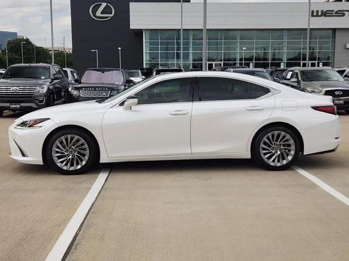 White 2019 Lexus ES 350 Ultra Luxury