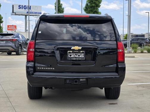 2018 Chevrolet Suburban LT