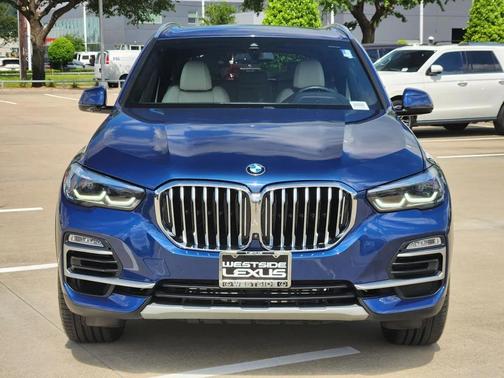 Blue 2021 BMW X5 sDrive40i