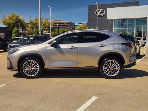 2025 Lexus NX 350 Premium