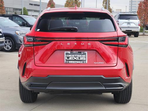 2025 Lexus NX 250 Premium
