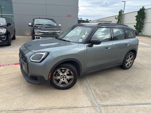 Green 2025 MINI Countryman Cooper S ALL4
