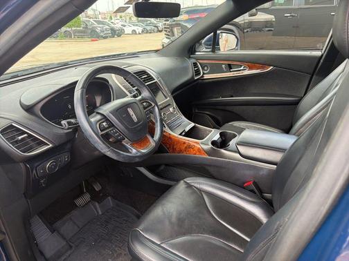 Blue 2019 Lincoln Nautilus Reserve