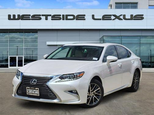 White 2017 Lexus ES 350 Base