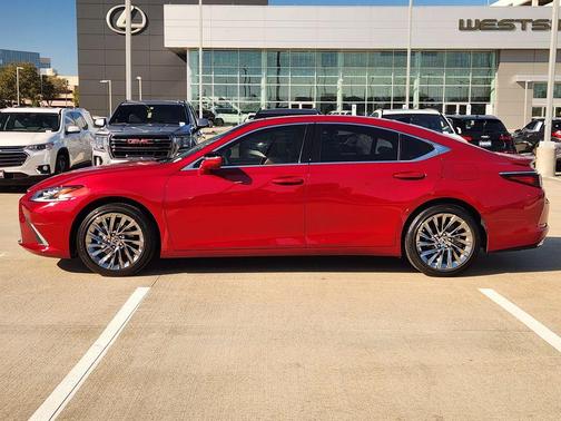 2024 Lexus ES 350 Ultra Luxury