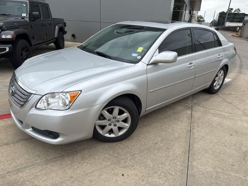 Gray 2010 Toyota Avalon XL