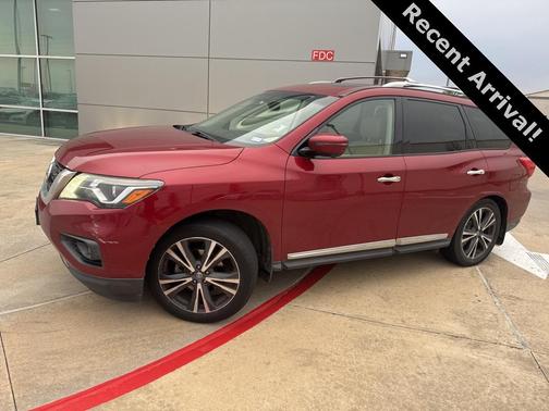 2018 Nissan Pathfinder Platinum