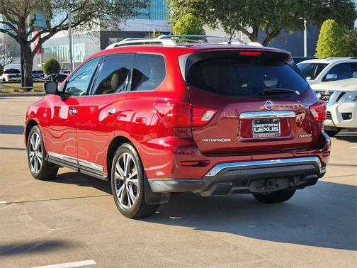 2018 Nissan Pathfinder Platinum