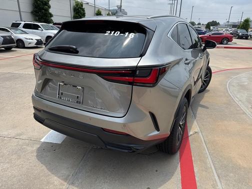 2025 Lexus NX 250 Premium