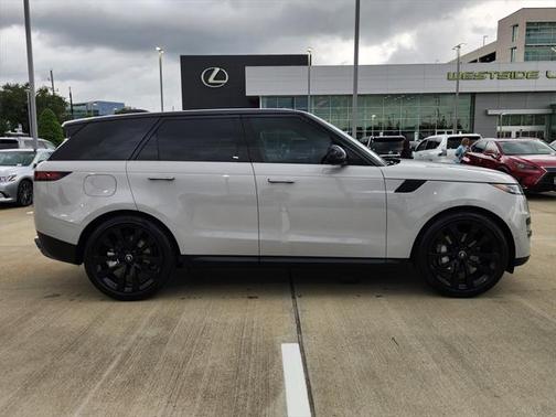 2025 Land Rover Range Rover Sport SE