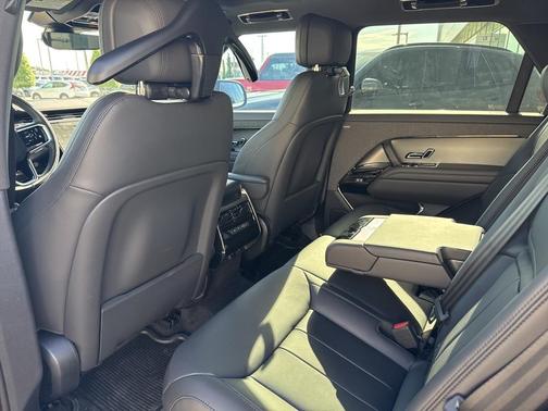 2025 Land Rover Range Rover Sport P360 SE