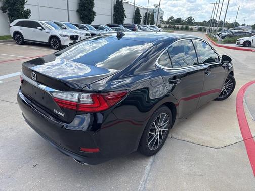 2018 Lexus ES 350 Base
