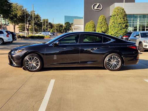 2024 Lexus ES 350 Base