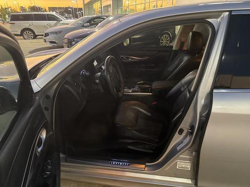 2015 INFINITI Q70L 3.7