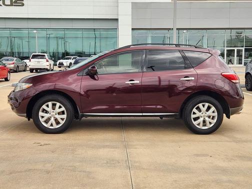 Red 2013 Nissan Murano SL