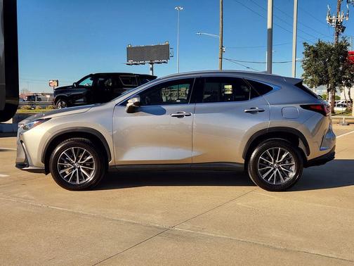 2025 Lexus NX 250 Premium