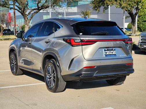 2025 Lexus NX 250 Premium